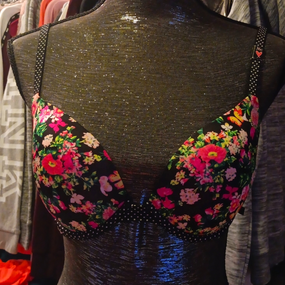 VICTORIA SECRET PUSH-UP BRA 36C